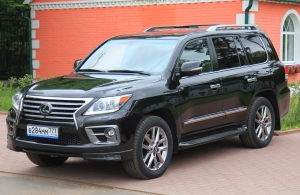 Аренда Lexus LX в Москве